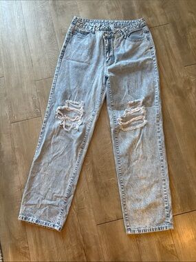 Light Wash Ripped High-Rise Baggy Jeans Waist Size 30